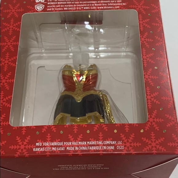 Hallmark Christmas DC Comics WW84 ornament 2020 - Picture 10 of 10